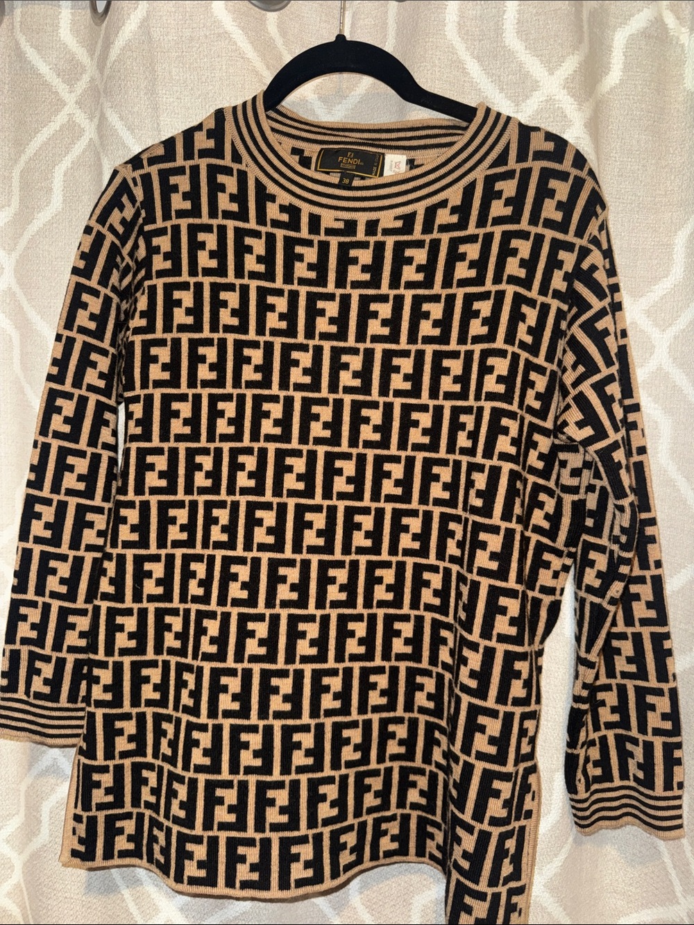 Fendi Black and Tan FF Logo Crewneck Wool Sweater Size 38